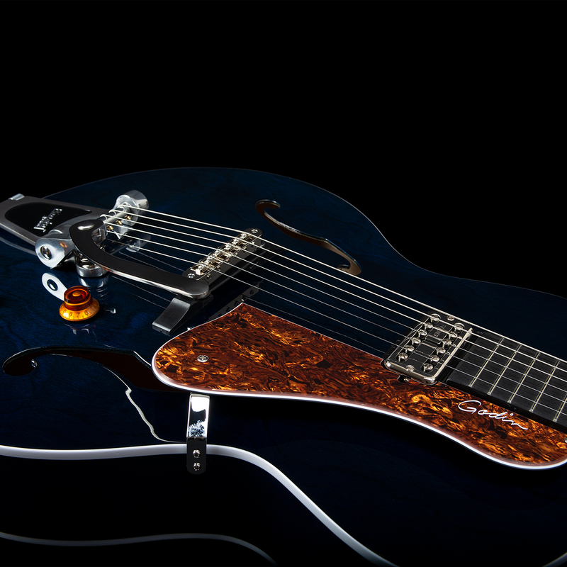 GODIN 5th Avenue Nightclub Indigo Blue avec étui TRIC 