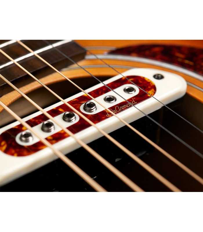 Guitare électro-acoustique Guild M-240E Troubadour