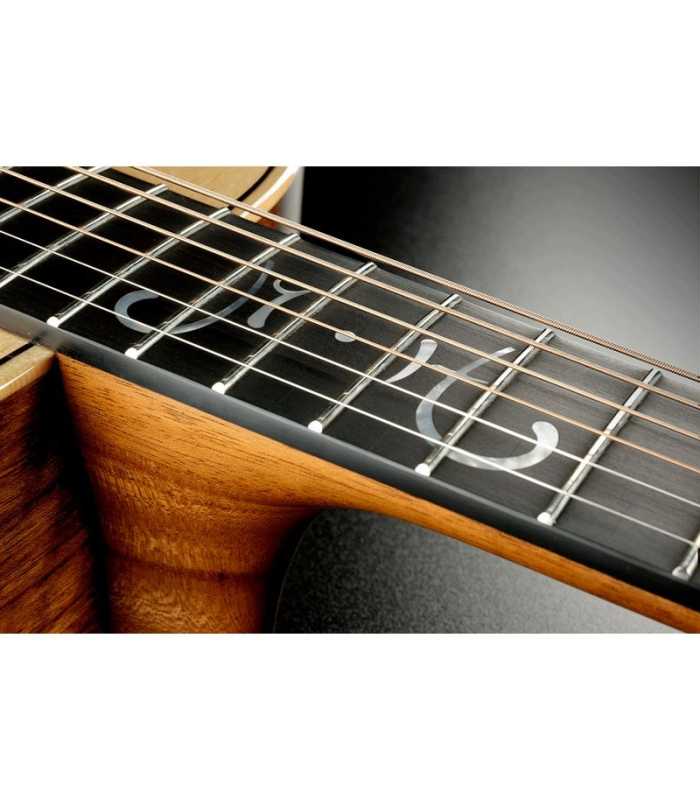 Guitarra electroacústica Parlor Signature Michel Haumont LÃG Tramonane 318