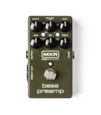 Pedal de preamplificador para bajo MXR M81