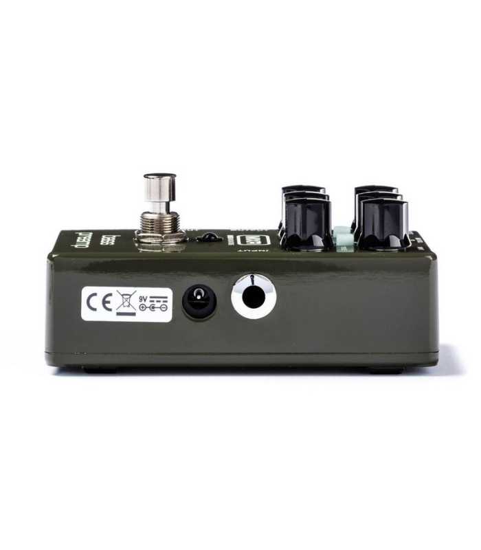 Pedal de preamplificador para bajo MXR M81