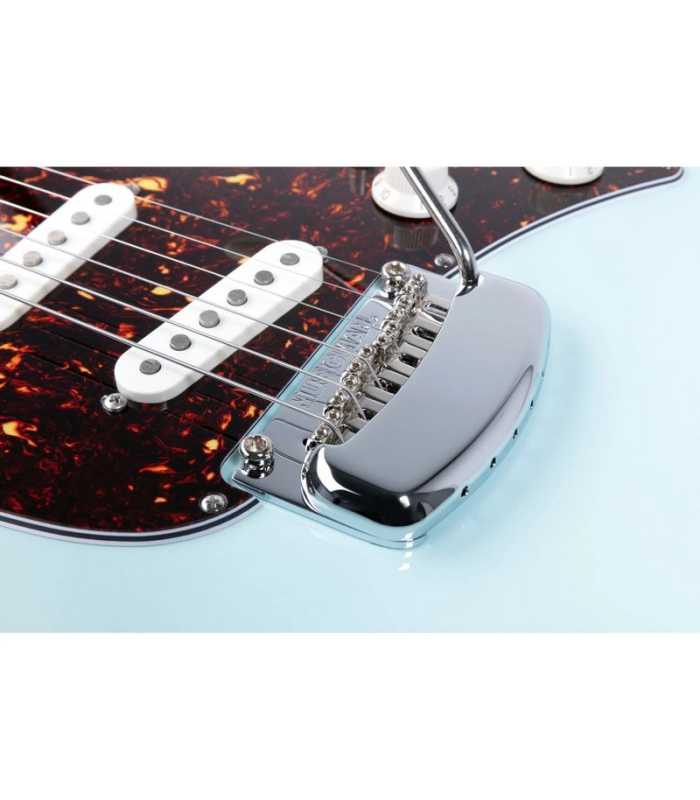 Guitarra eléctrica Music Man Cutlass SSS TREM - Powder Blue
