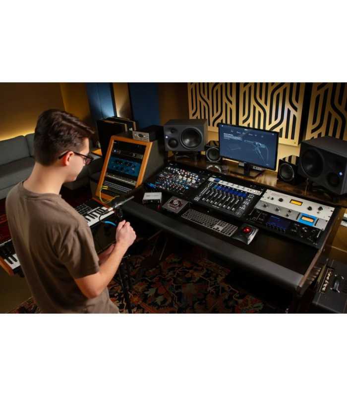 Système de correction acoustique de pièce Ik Multimedia Arc Studio