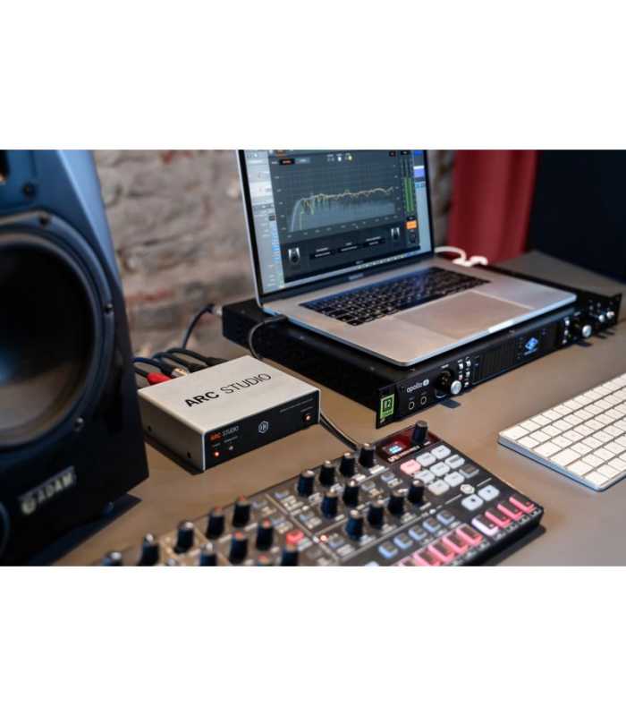 Sistema de corrección acústica de sala Ik Multimedia Arc Studio