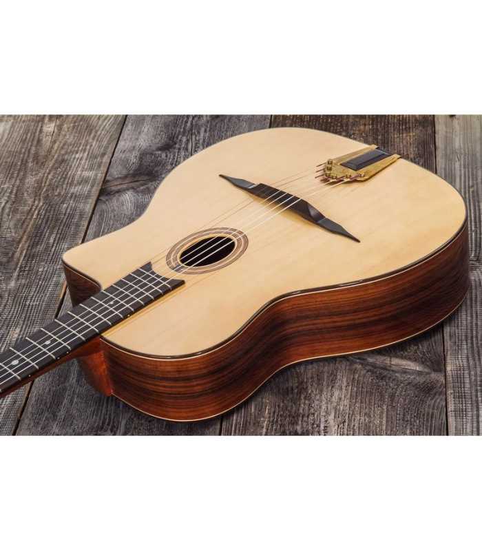 Guitare classique avec étui Altamira manouche M01 RN