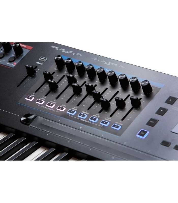 Synthétiseur workstation Kurzweil K2700