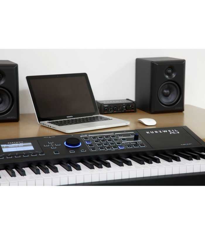 Synthétiseur workstation Kurzweil PC4