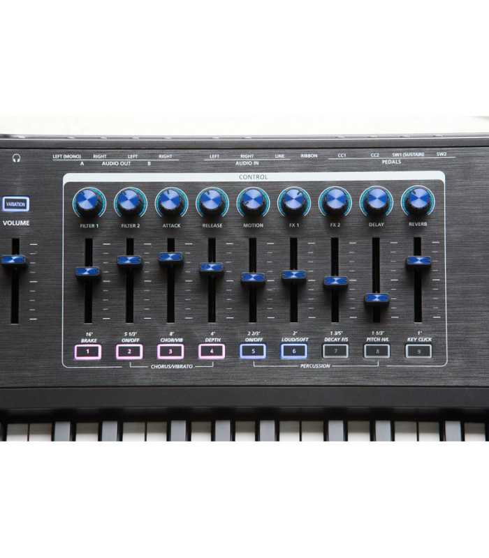 Synthétiseur workstation Kurzweil PC4