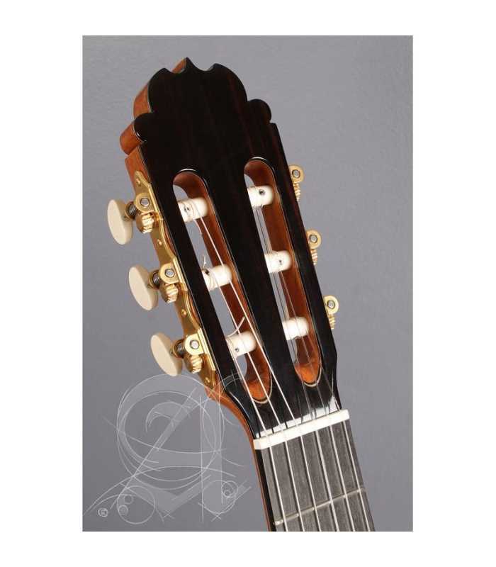 Guitare classique Alhambra Luthier India Montcabrer