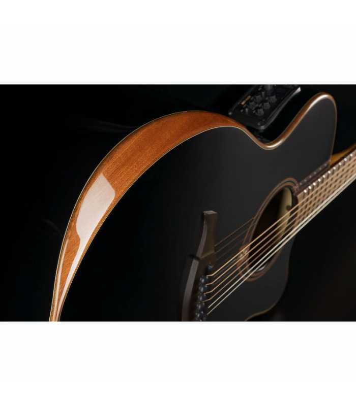 Guitarra electroacústica LÂG T118ABCE-BLK