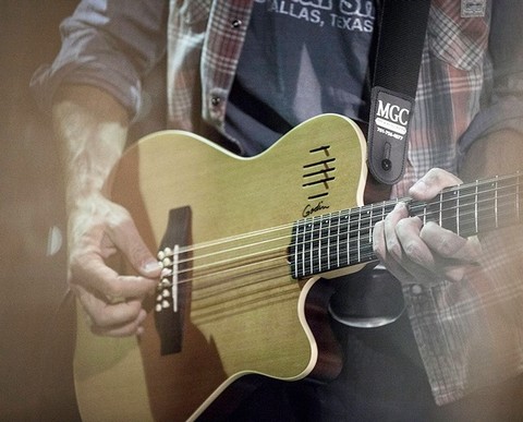 La guitare 12 cordes